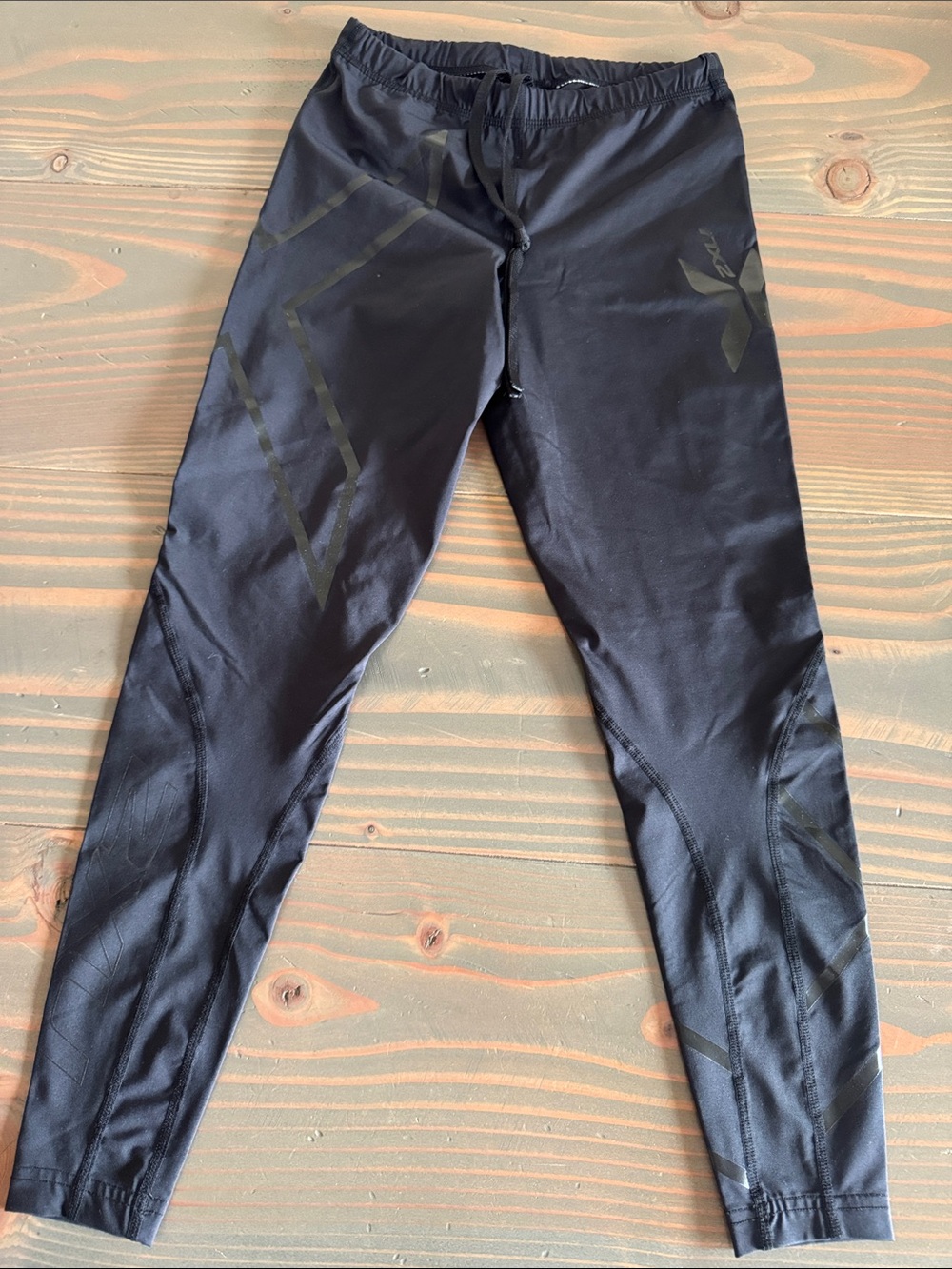 2XU Black Women's Performance Leggings with Reflective Logo